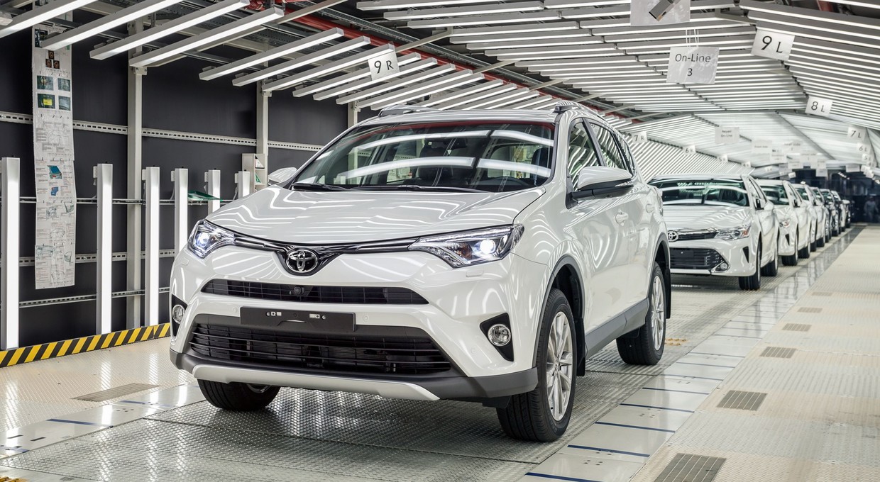 Toyota nie wznowi produkcji w Sankt Petersburgu. Koniec rosyjskich Camry i RAV4