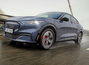 Ford Mustang Mach-E - dla tych, co nie lubią Tesli