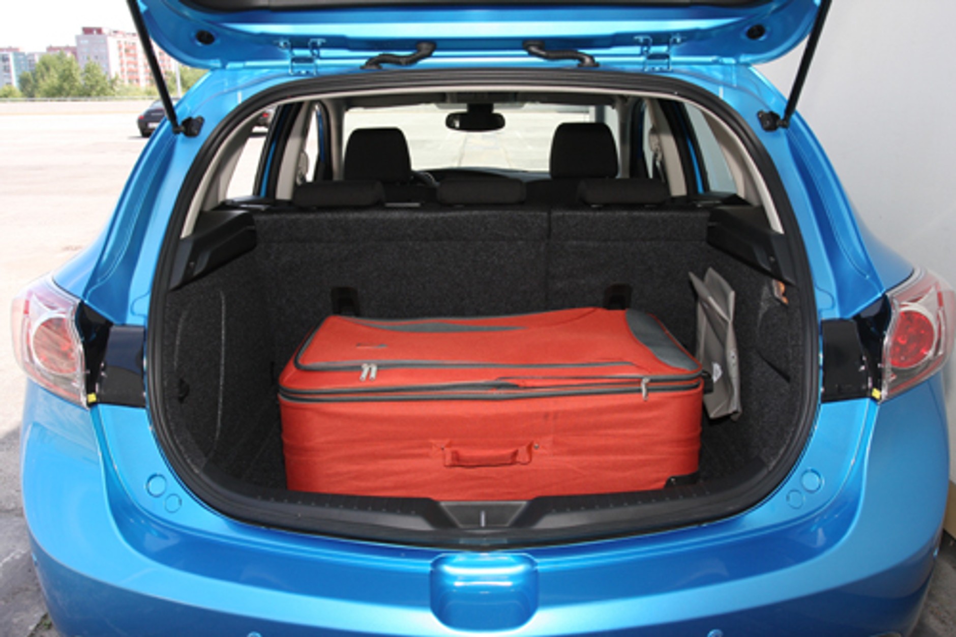 Mazda 3 - Podwójne oblicze trójki