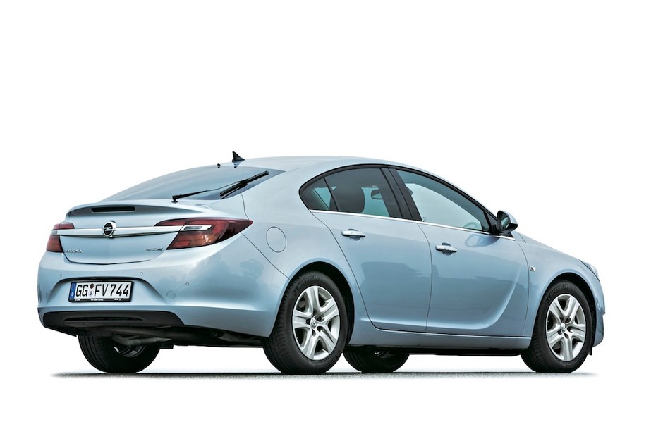 Opel Insignia kontra Hyundai i40
