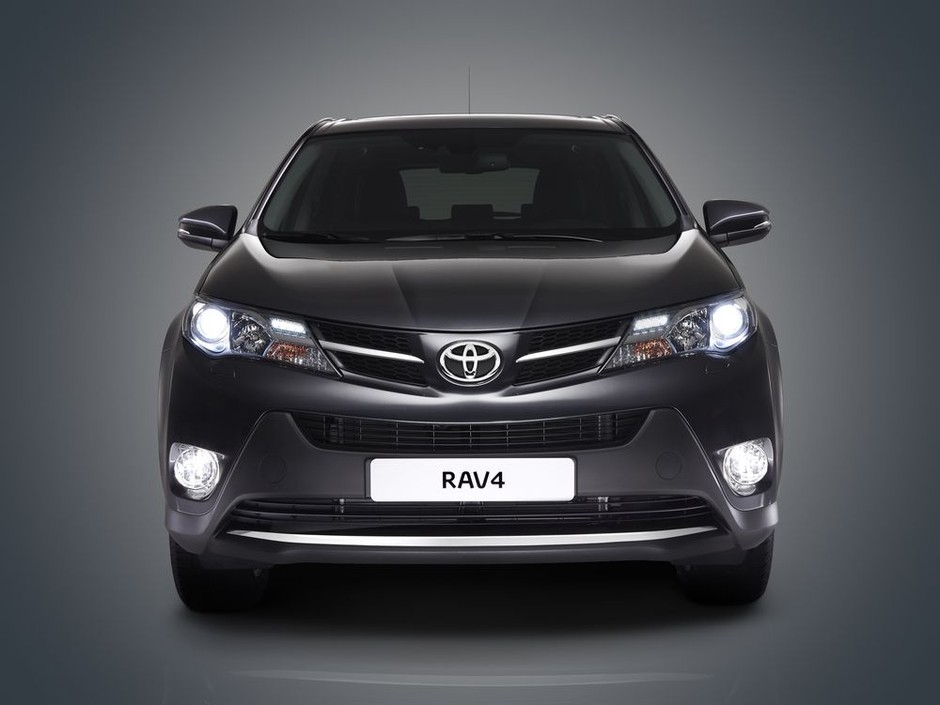Czwarta generacja Toyoty RAV4 zadebiutowała w Los Angeles