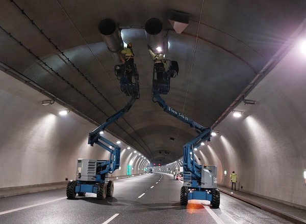 Nowy tunel już w naprawie. Problemy pojawiły się dwa miesiące po oddaniu