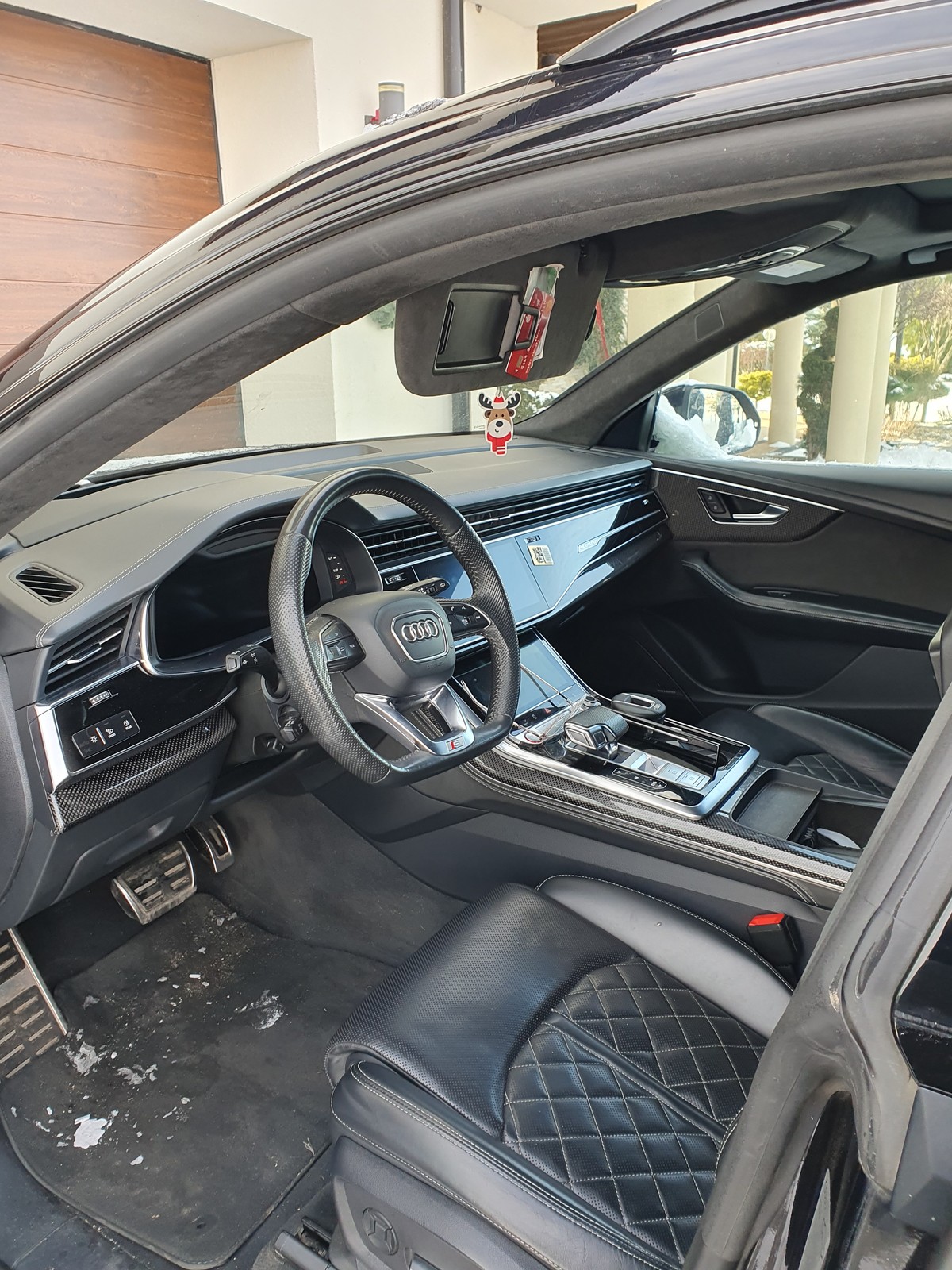 Supersamochody na licytacji skarbówki