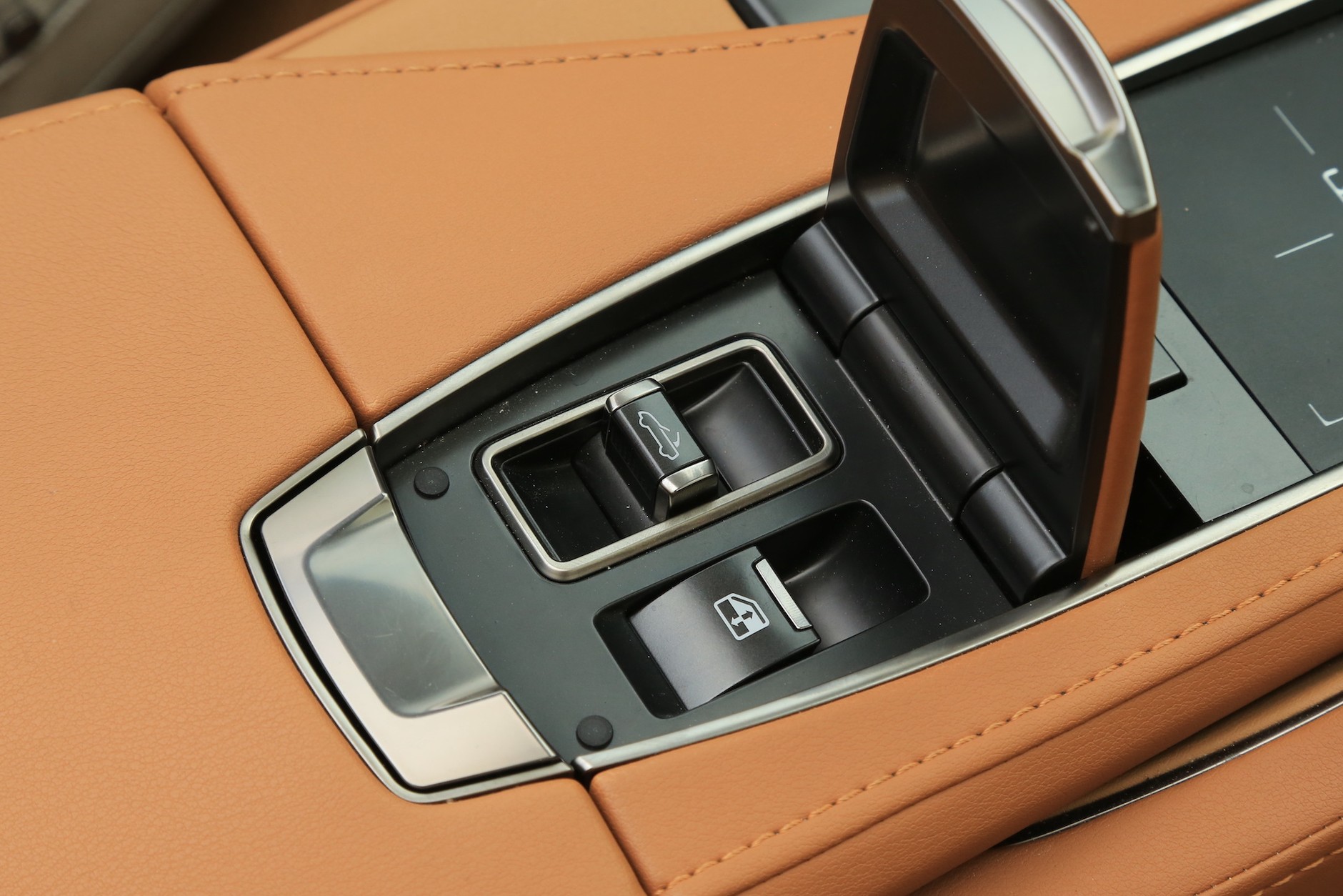 Lexus LC 500 Convertible (2021)