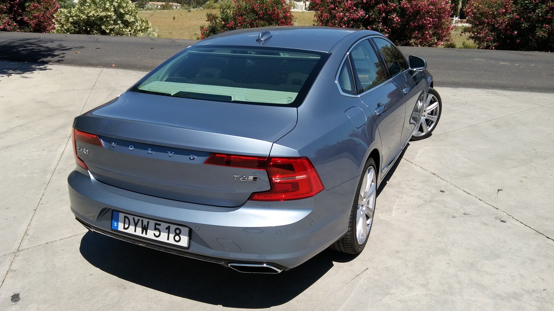 Volvo S90