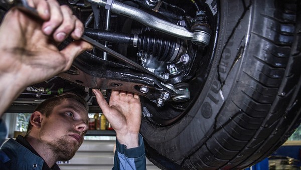 Przegląd z Auto Światem za 49 zł