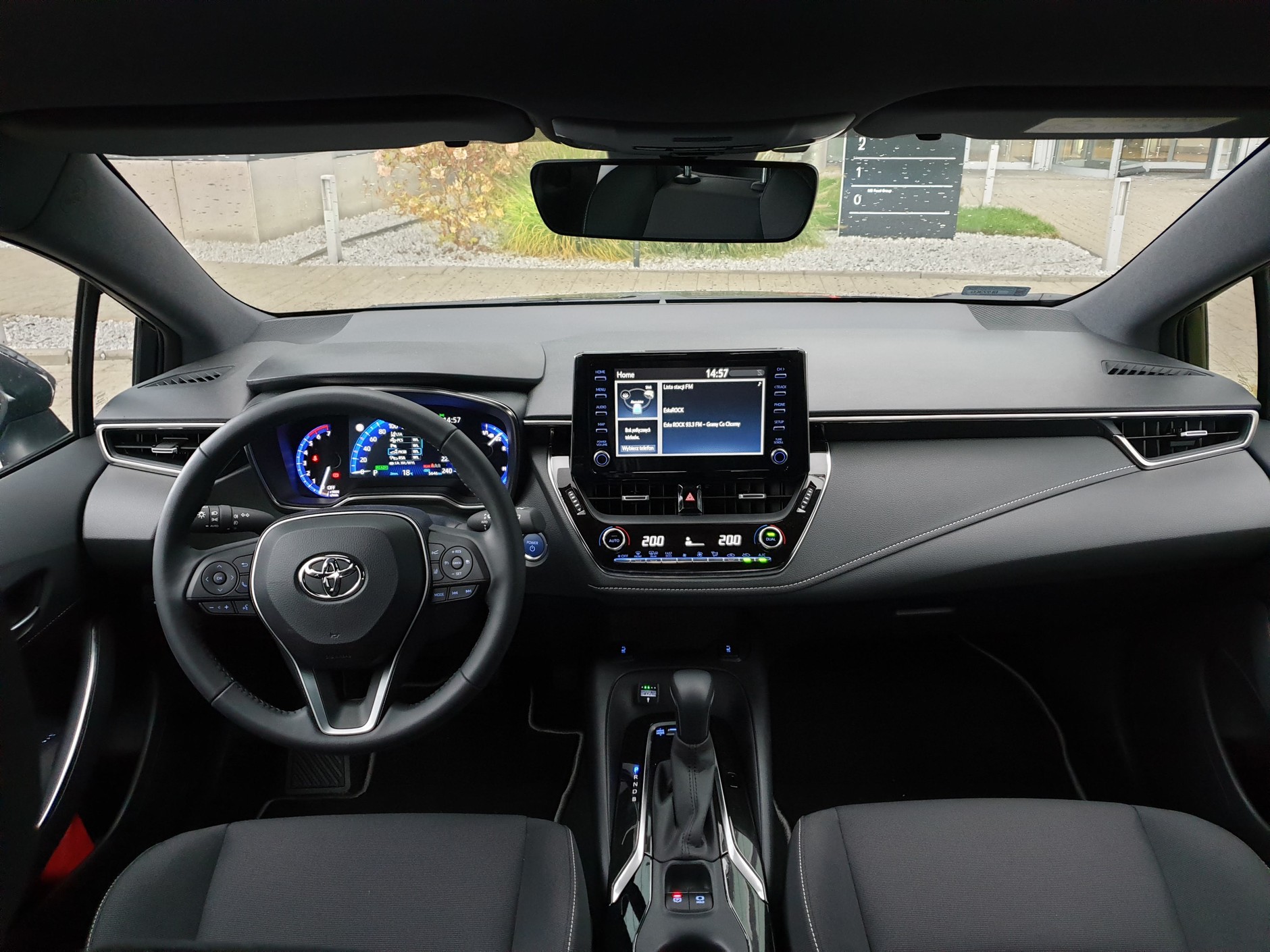 Toyota Corolla Hybrid z instalacją gazową STAG - marzenie taksówkarza?