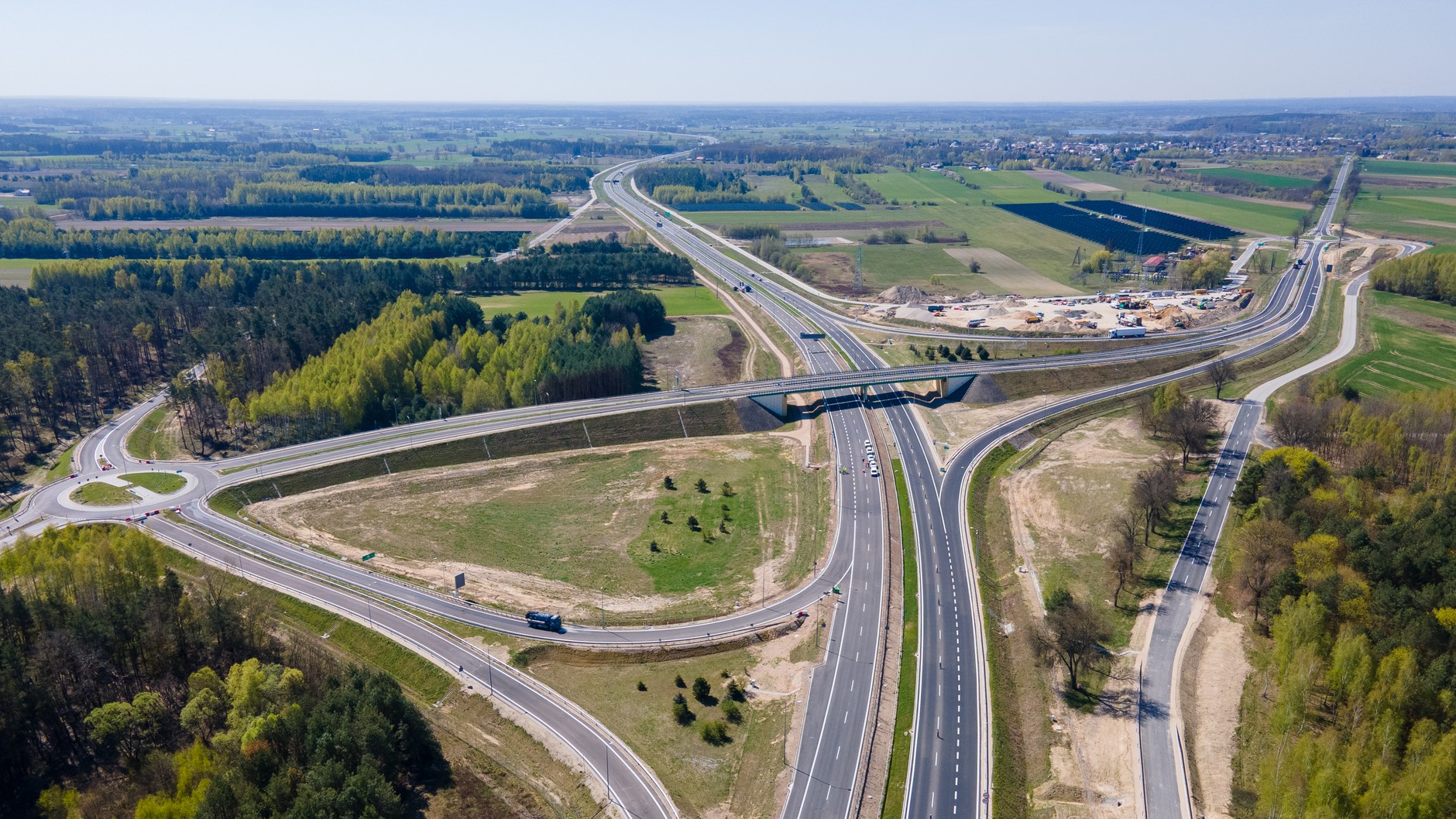 Budowa drugiej jezdni obwodnicy Kocka i Woli Skromowskiej zbliża się do końca