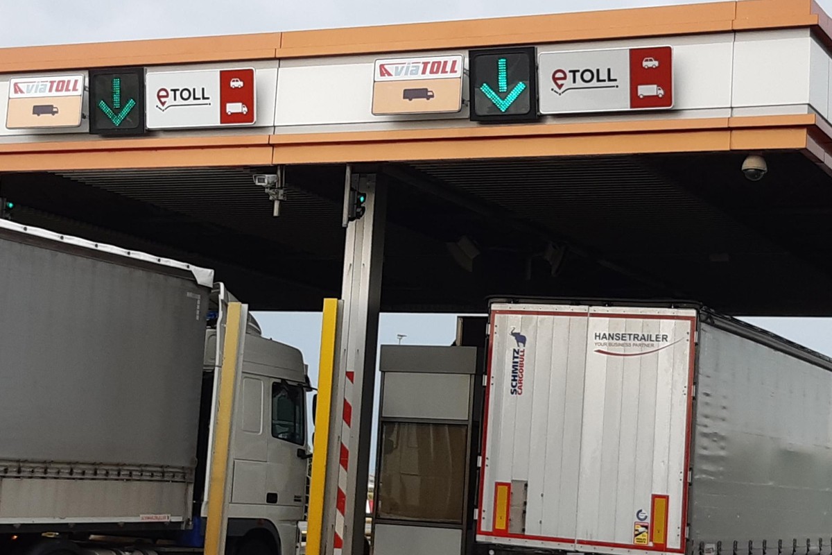 Skarbówka się budzi i rozsyła kierowcom kary. Pamiętasz, jak wjechałeś na autostradę w 2023 roku?