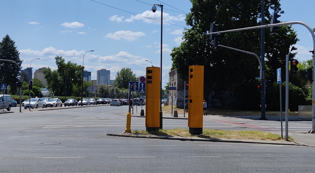 Fotoradar przy ulicy Ostrobramskiej w Warszawie