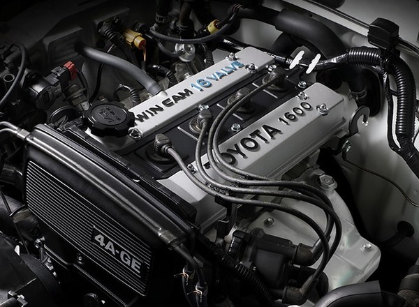 Toyota znowu będzie produkować części do jednego ze swoich najbardziej kultowych silników