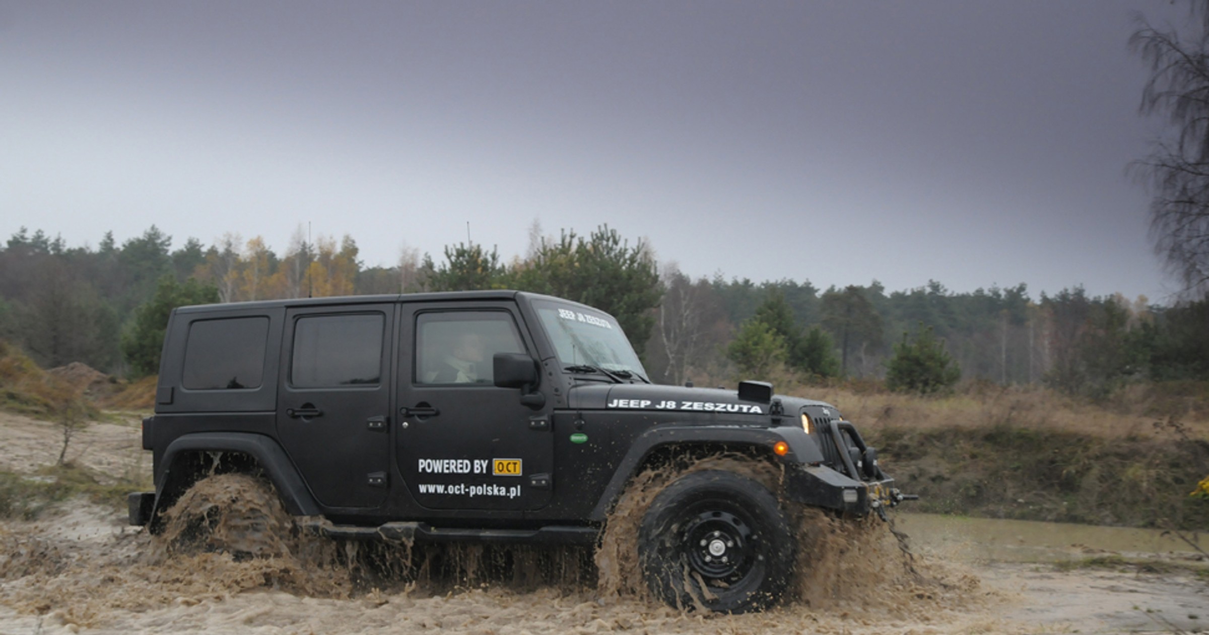 Jeep J8 2.8 CRD O.CT - Treść i forma