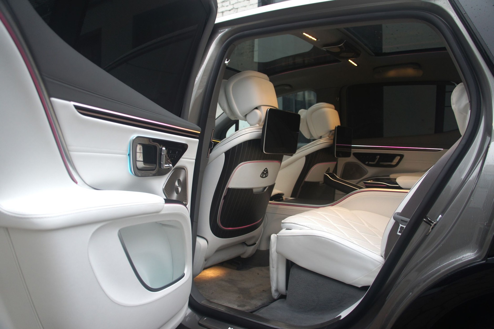 Mercedes-Maybach EQS SUV