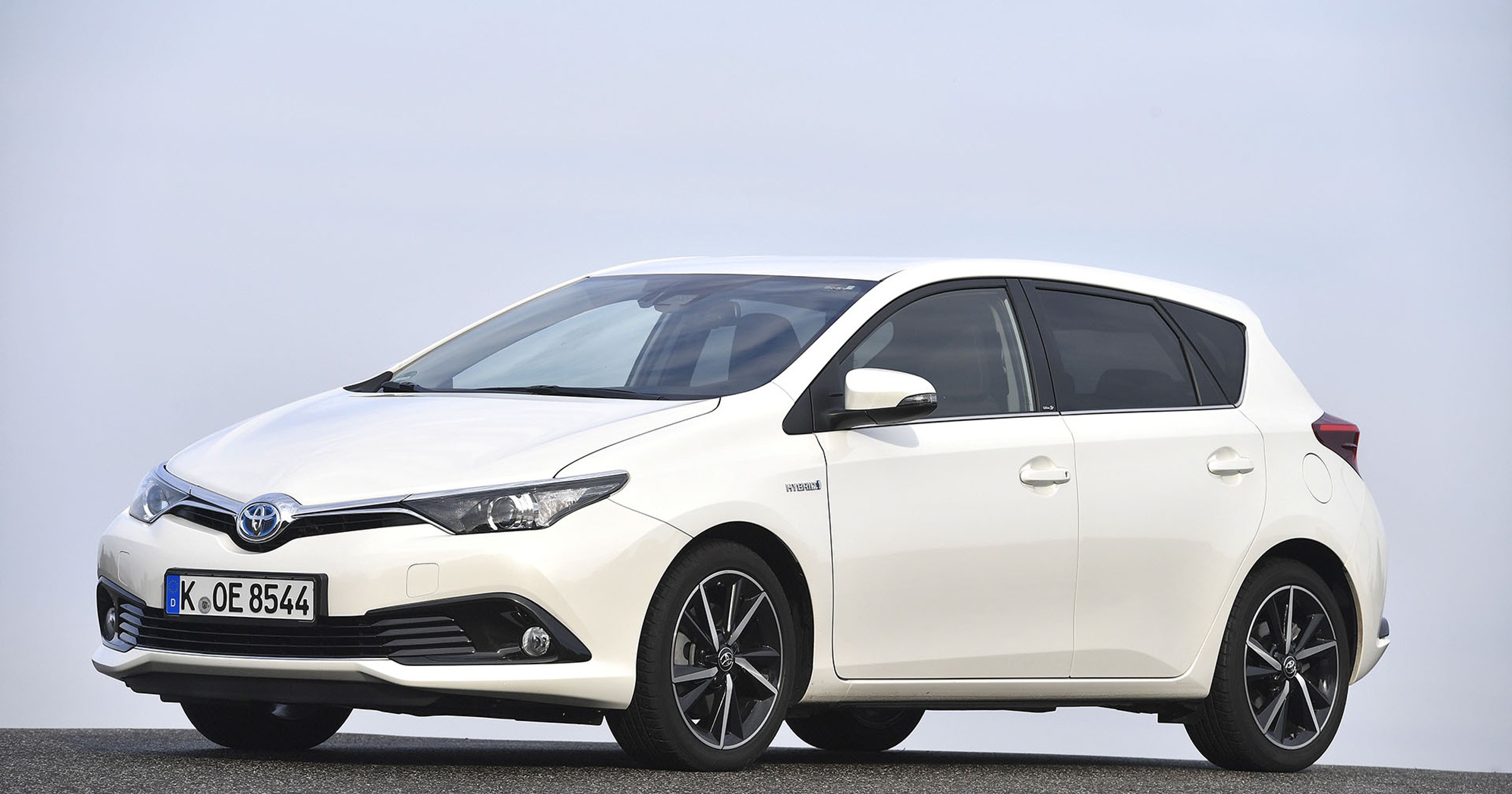  toyota auris1