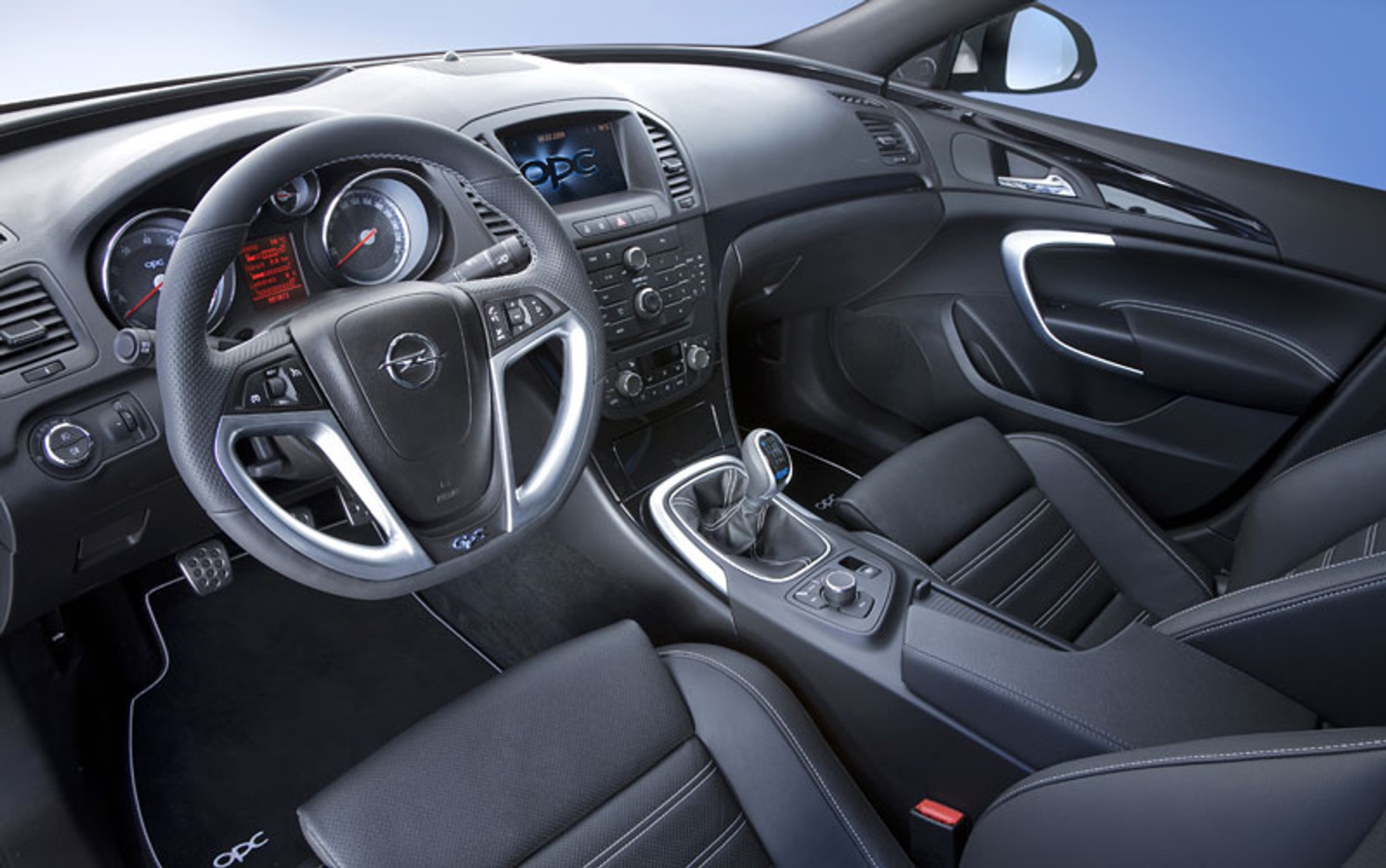 Opel Insignia OPC: sportowa wersja europejskiego Auta roku