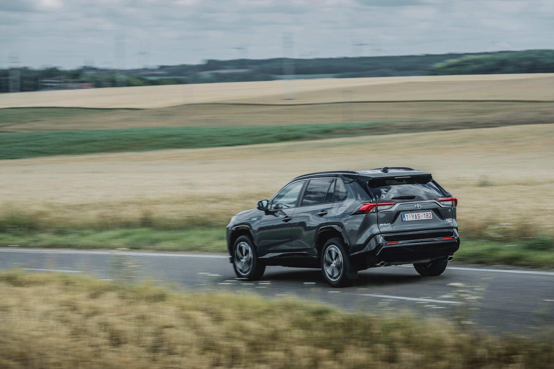 Toyota RAV4 Plug-in Hybrid – ruszyła przedsprzedaż