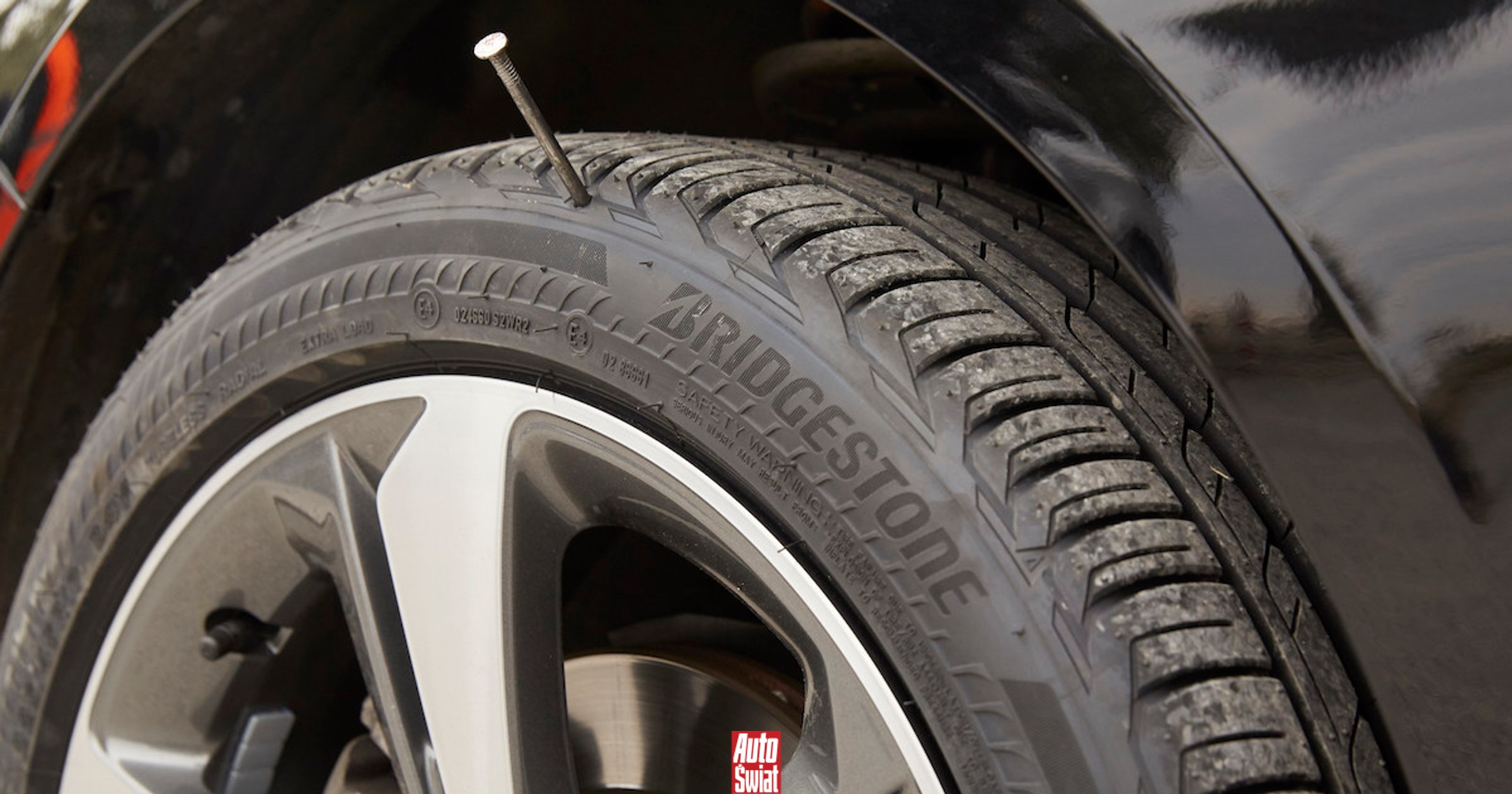 Bridgestone DriveGuard pojedzie po przebiciu - Auto Świat
