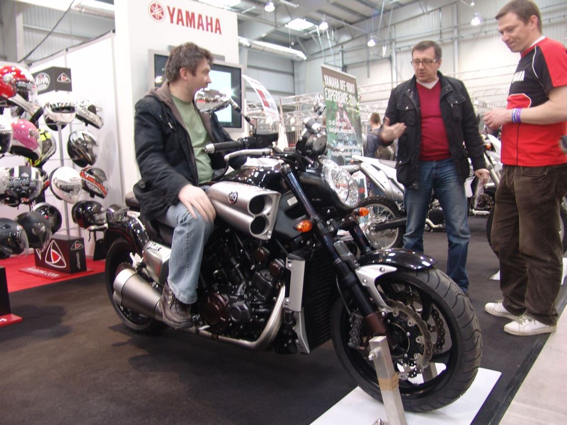 III Ogólnopolska Wystawa Motocykli i Skuterów: premiery i atrakcyjne hostessy (galeria)