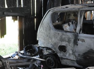 Chciał rozebrać Seicento, a spalił stodołę