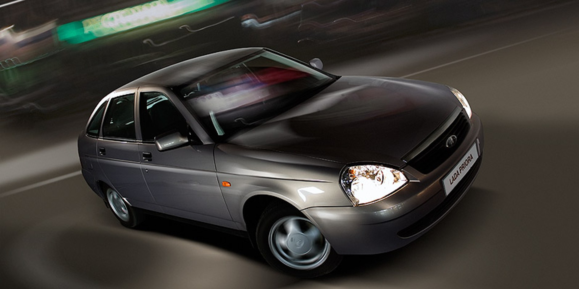 Renault ztrácí vliv v AvtoVAZu, klíčové pozice získali Rusové