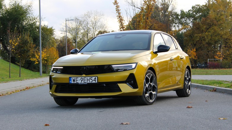 Opel Astra 1.2 Turbo Hybrid Ultimate