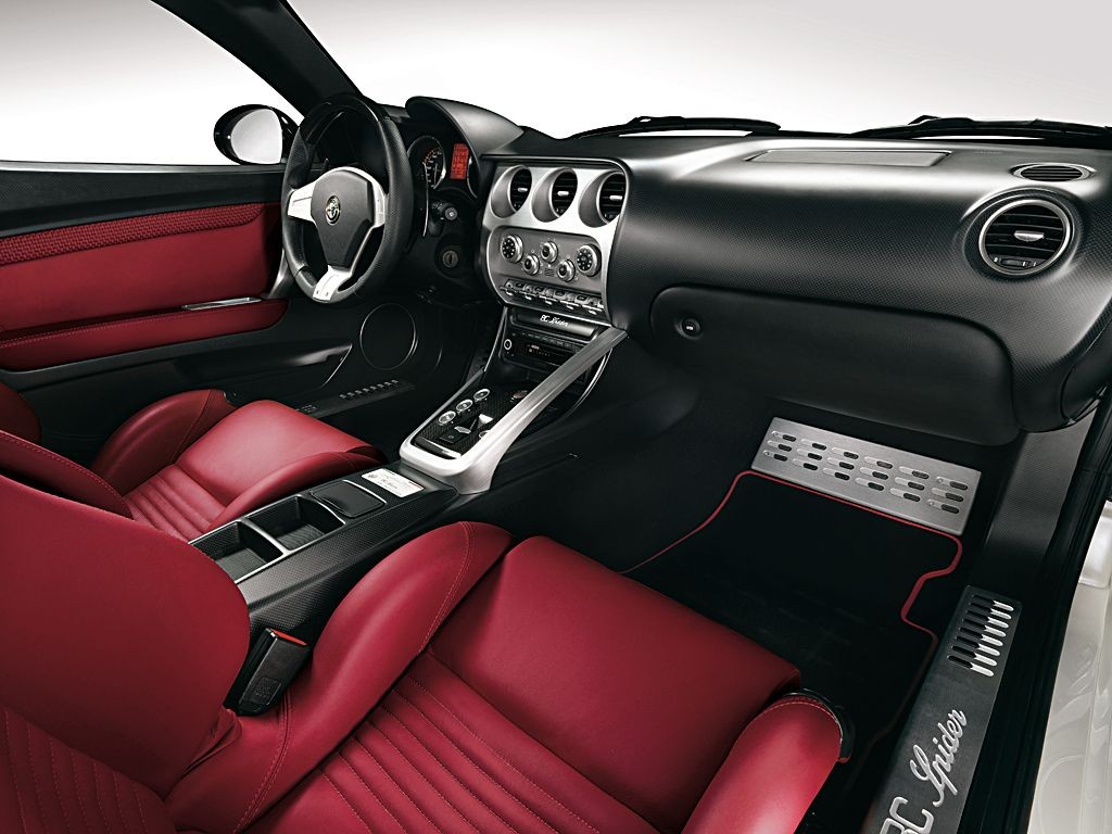 Mazda wyprodukuje nowego spidera dla Alfa Romeo