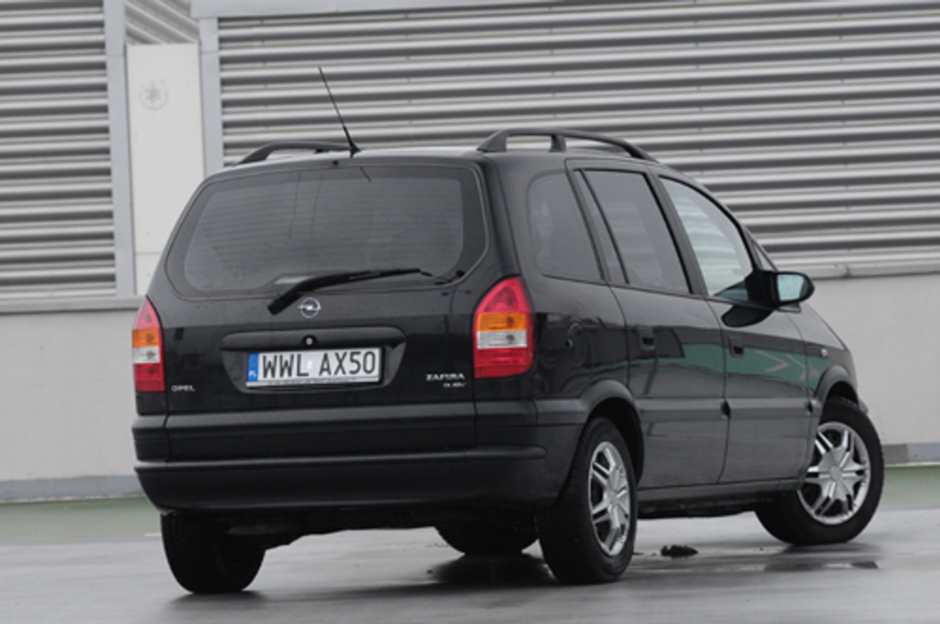 Opel Zafira 2.0 DI - Tani i do tego 7-osobowy