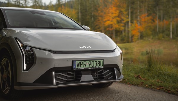 Elektryczna Kia EV4 na trasie. Ponad 400 km po Polsce. Wyobrażenia miałem inne niż rzeczywistość