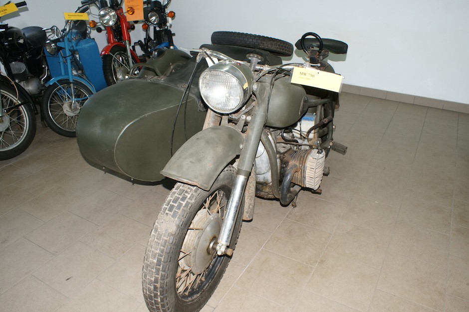 Zabytkowe motocykle w Chlewiskach