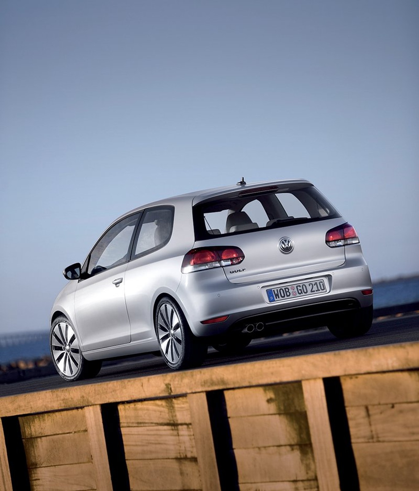 Paryż 2008: Volkswagen Golf VI tylko do 2011 roku!