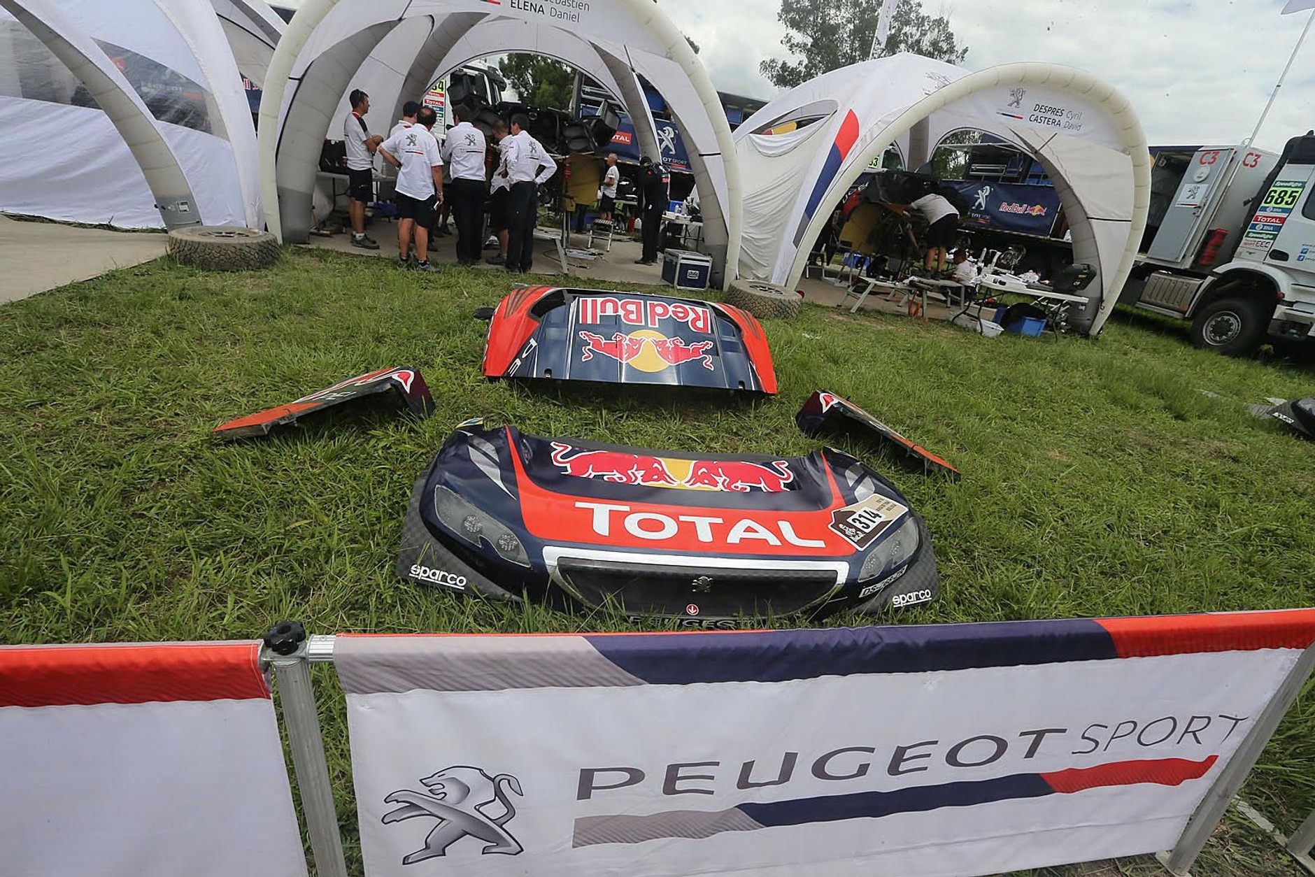 Dakar 2016: regeneracja sił i maszyn (dzień odpoczynku, galeria)