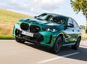 Z danych sprzedaży tych SUV-ów wynika, że Polska to jedno z najbogatszych państw świata