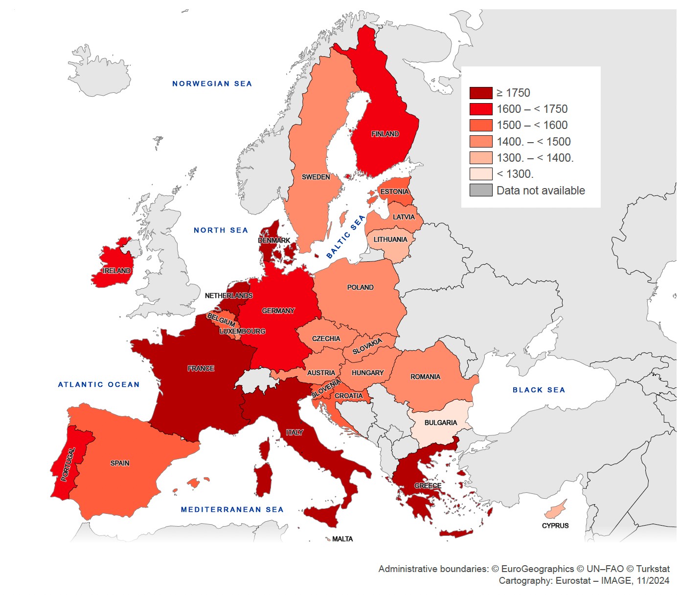 Gdzie taniej, a gdzie drożej zatankujemy w krajach UE? Im jaśniejszy kolor, tym taniej.