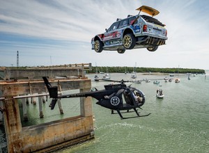 To, co wyczynia Travis Pastrana, przechodzi ludzkie pojęcie. To trzeba zobaczyć [WIDEO]