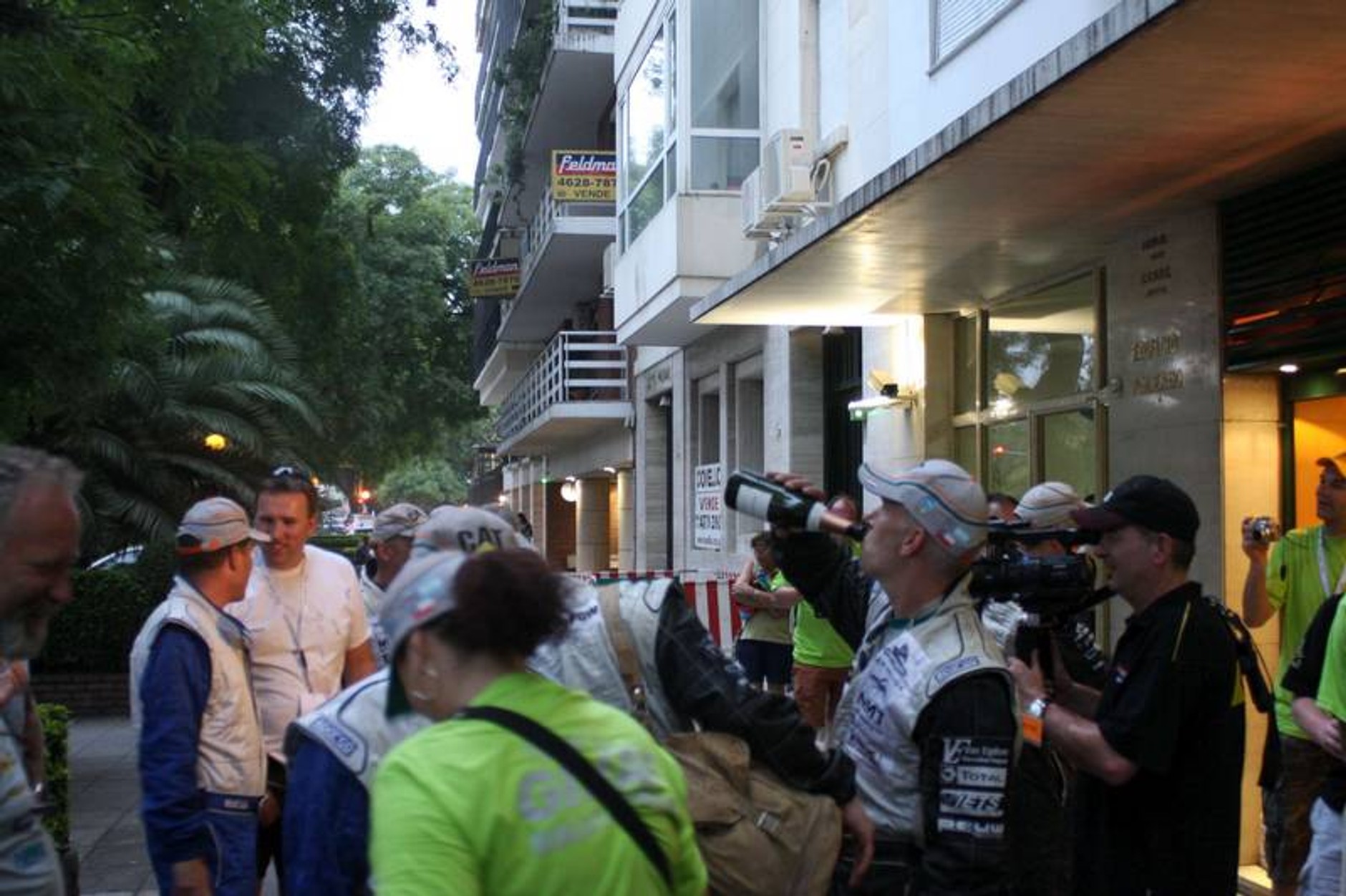 Rajd Dakar 2009: radość na mecie (fotogaleria 3.)
