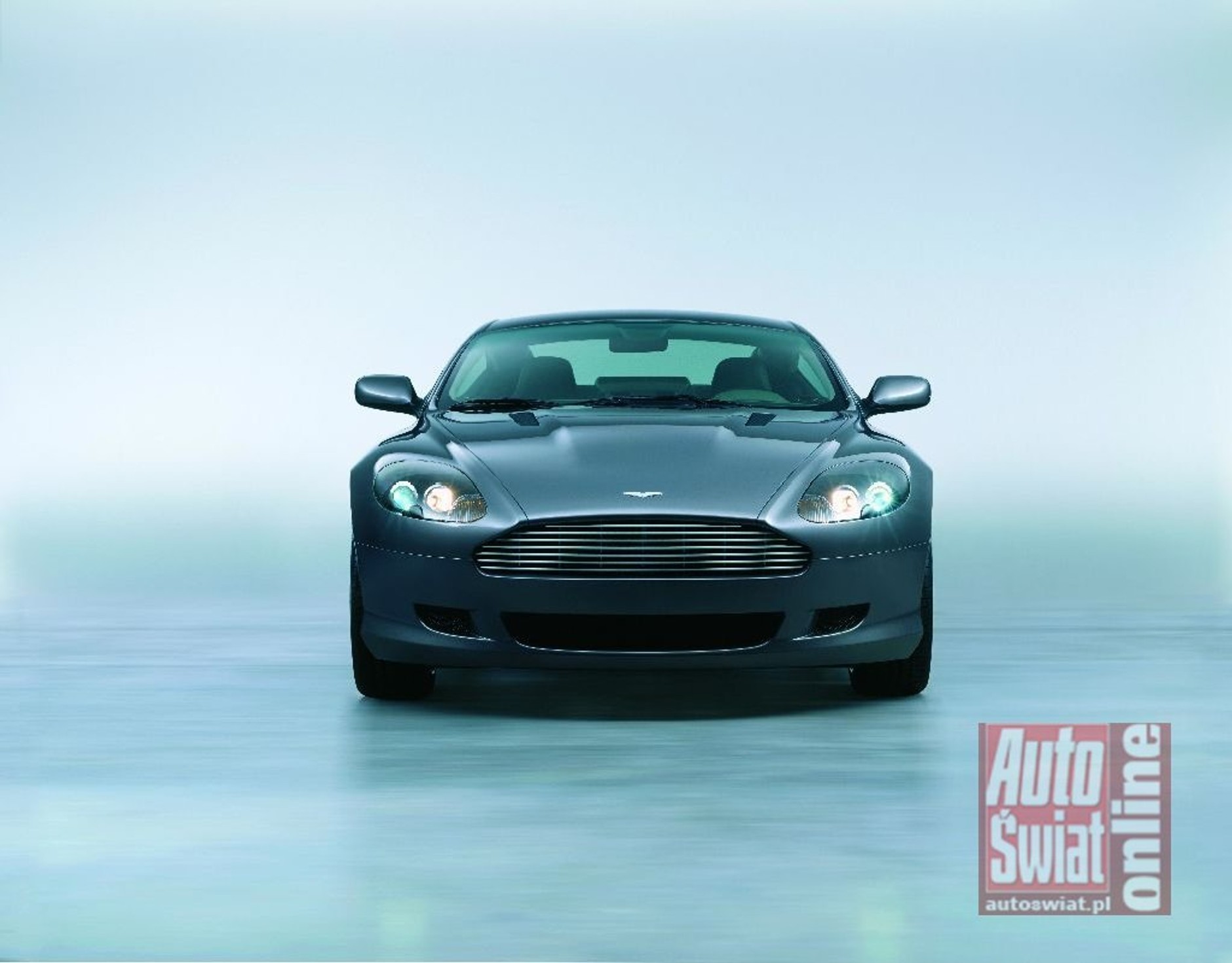 Aston Martin DB9