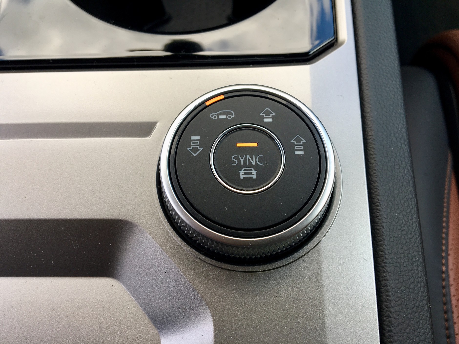 Volkswagen Touareg 3.0 V6 TDI – efektownie, komfortowo i bardzo… drogo