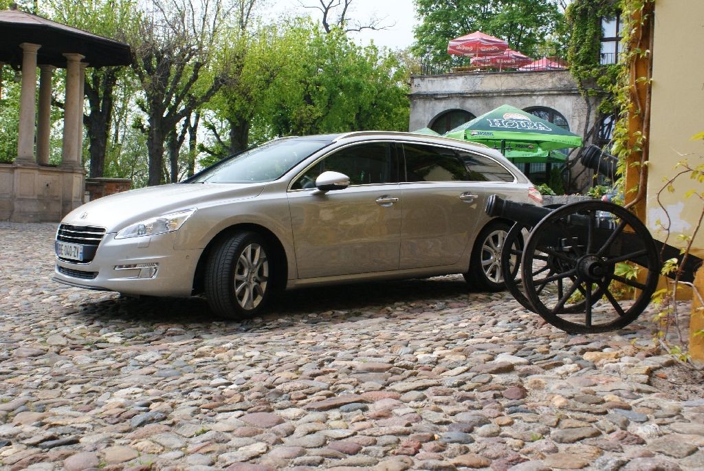 Peugeot 508 1.6 THP: lew rusza na polowanie