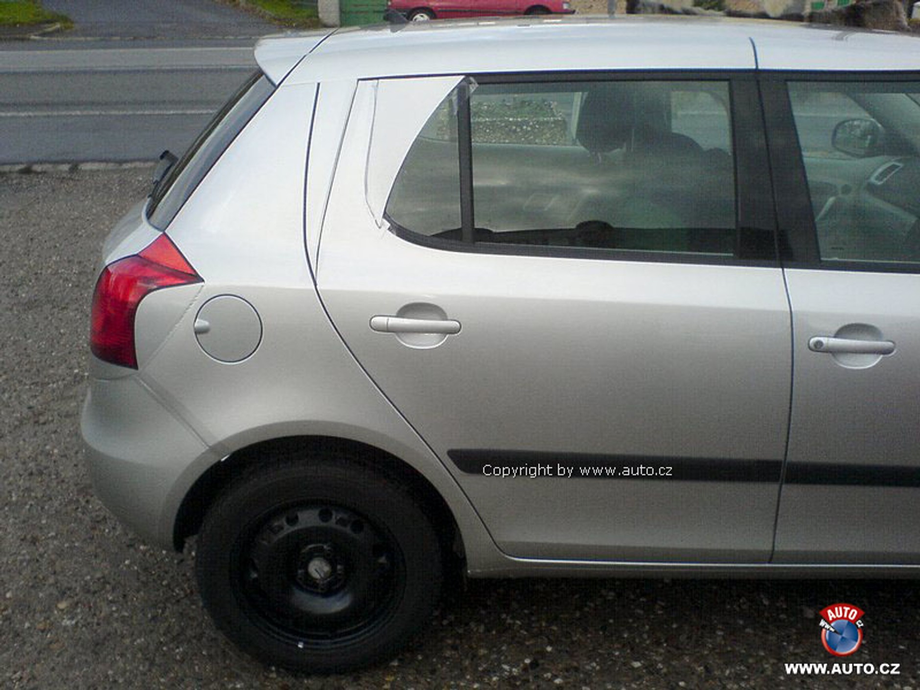 Nowa Skoda Fabia – statyczne zdjęcia w świetle dziennym