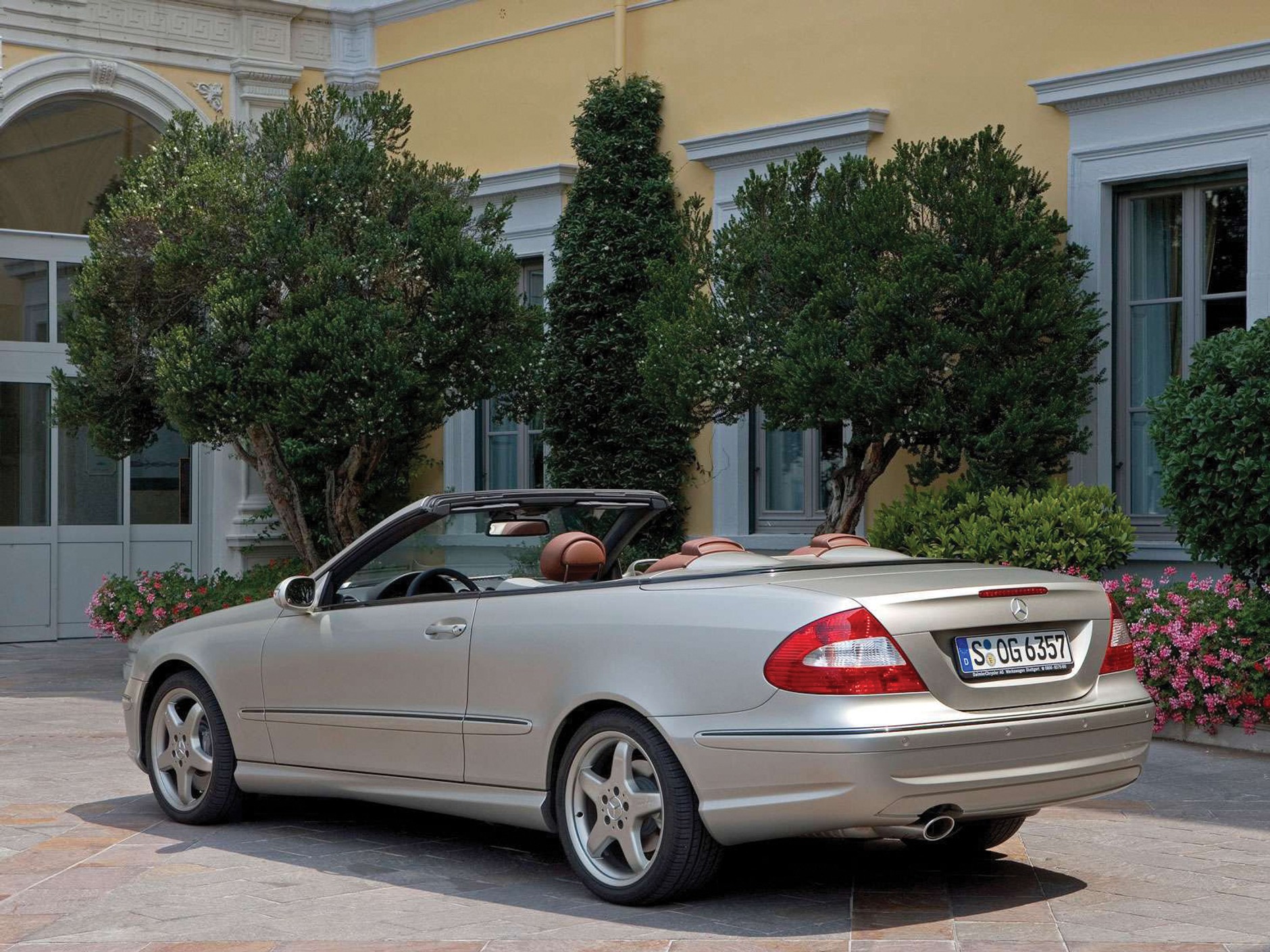 Mercedes CLK designo by Giorgio Armani