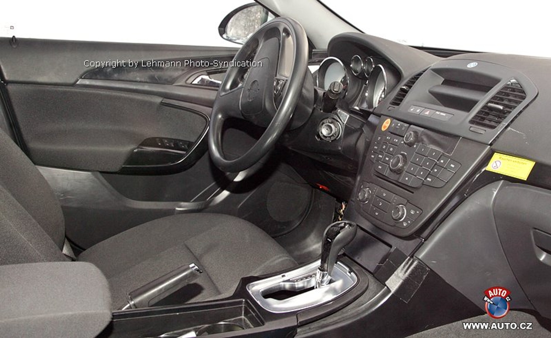 Zdjęcia szpiegowskie: Opel insignia podczas testów w Szwecji