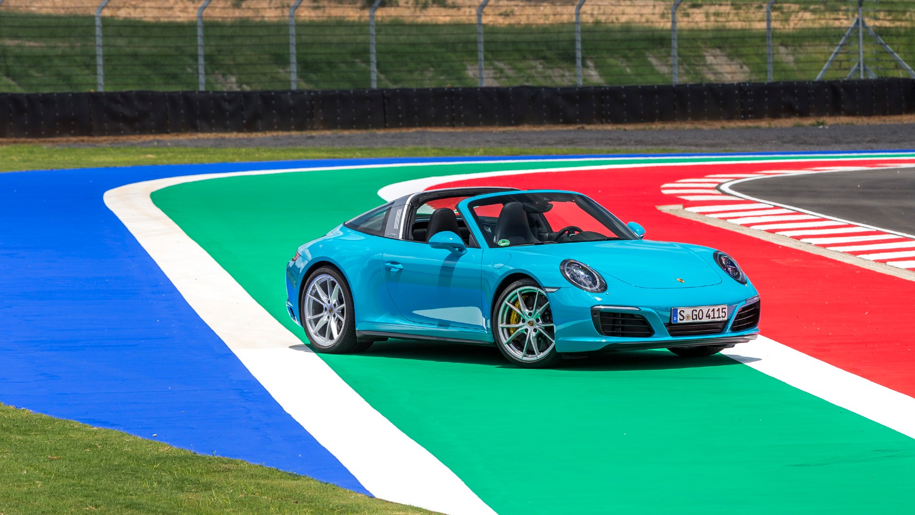 Porsche 911 Targa 4: Ciężkie, ale za to stylowe