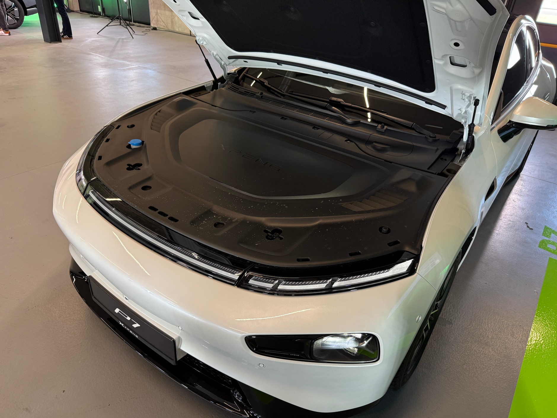 XPeng P7
