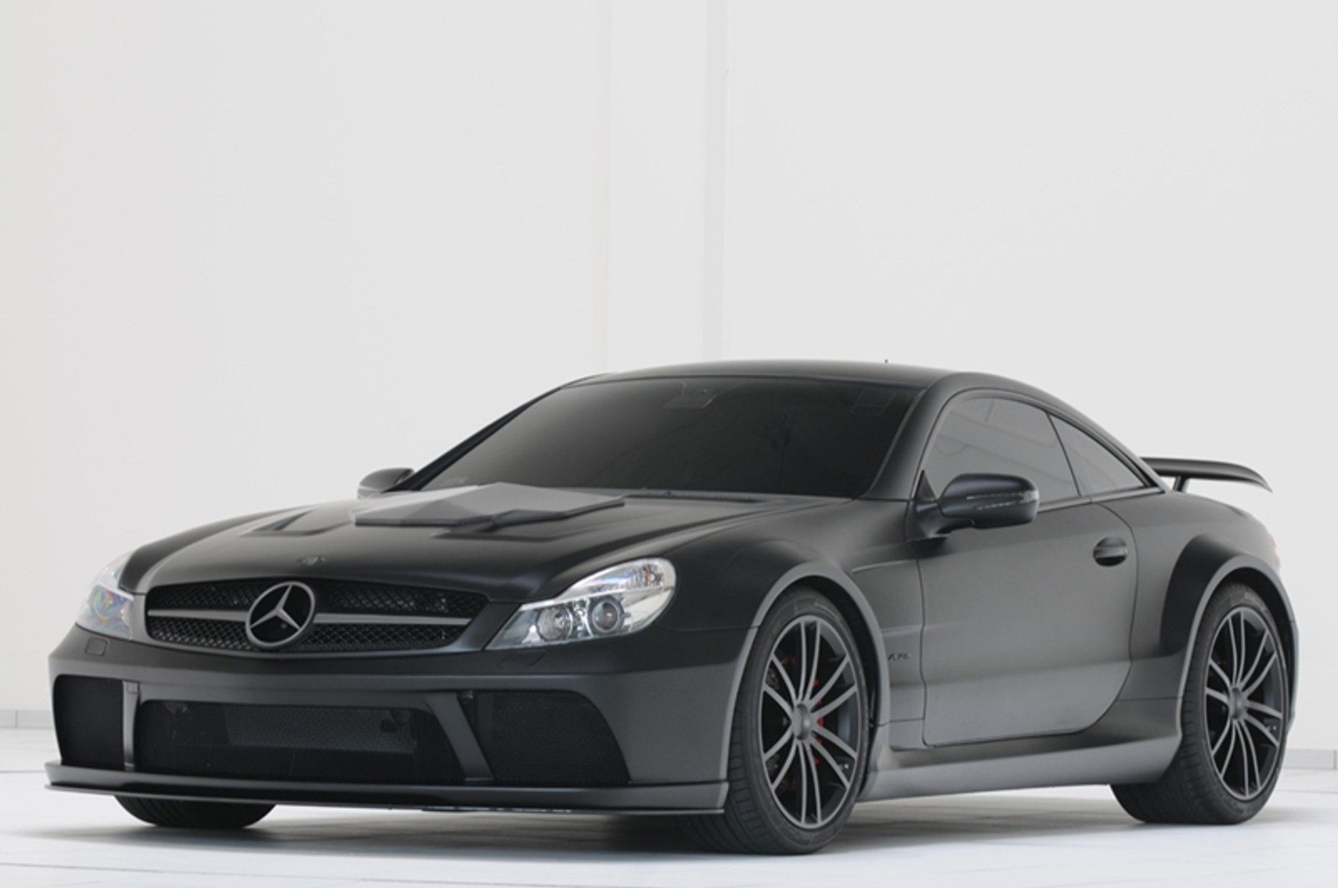 Mercedes Brabus SL65 AMG Black Series – V12, 800 KM, 330 km/h