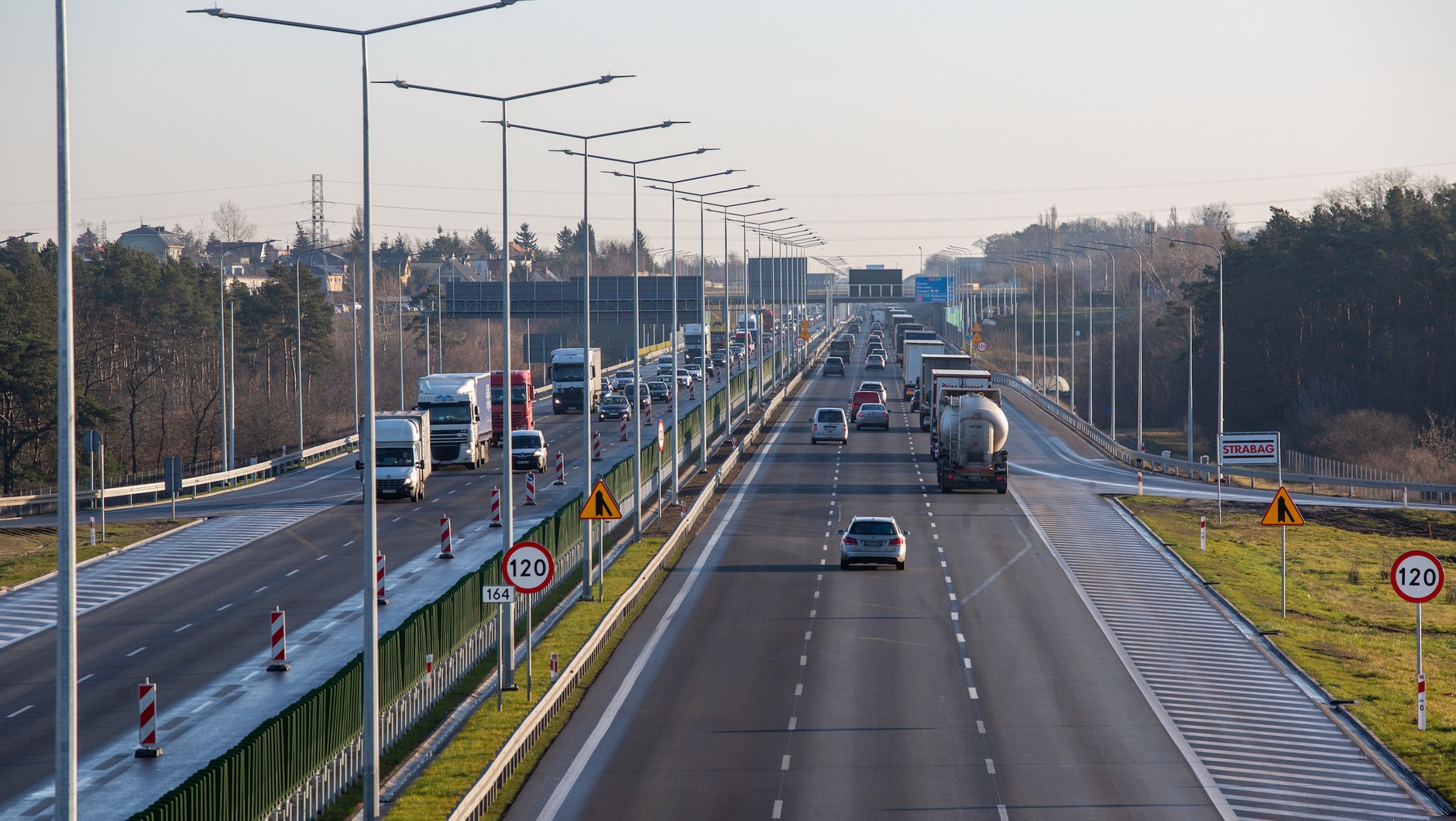 Trzeci pas ruchu na autostradowej obwodnicy Poznania