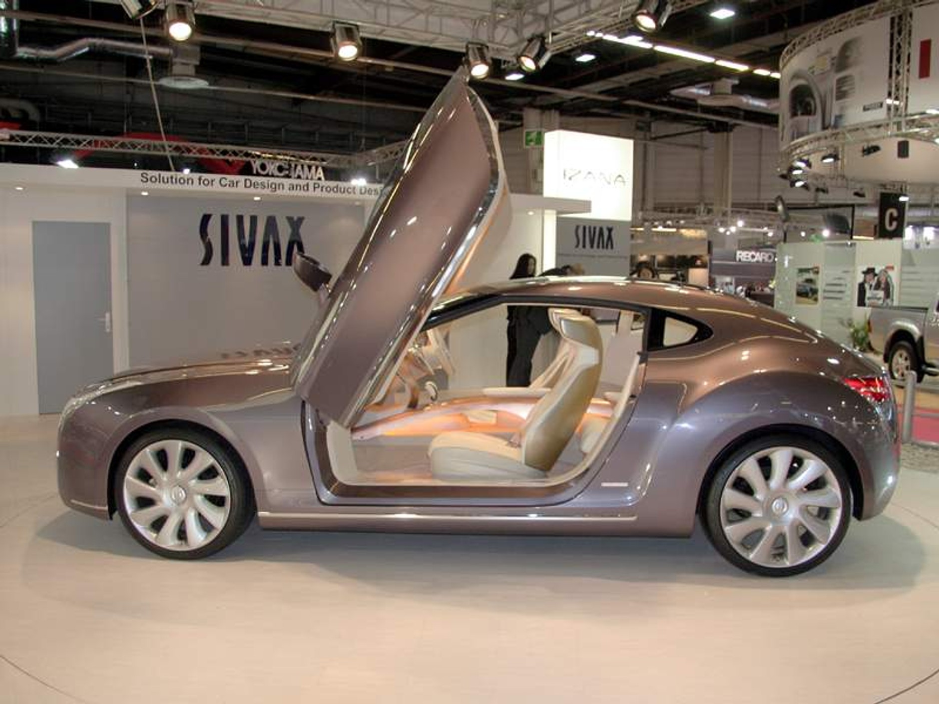 Paryż na żywo: Sivax Izana