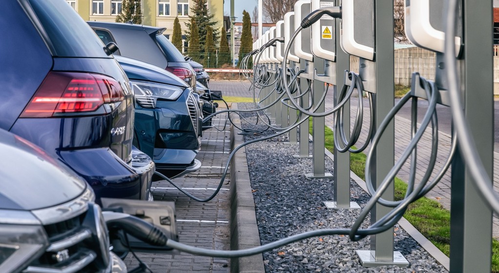 Punkt ładowania samochodów elektrycznych