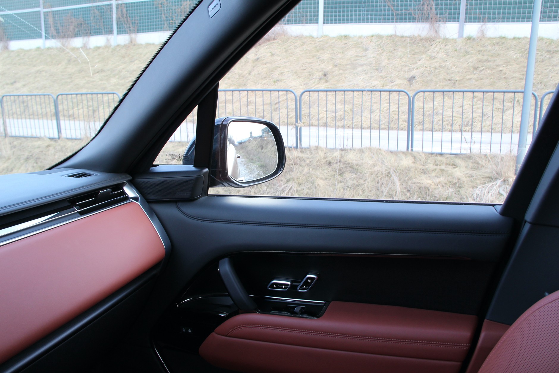 Range Rover 4.4 V8 SV LWB