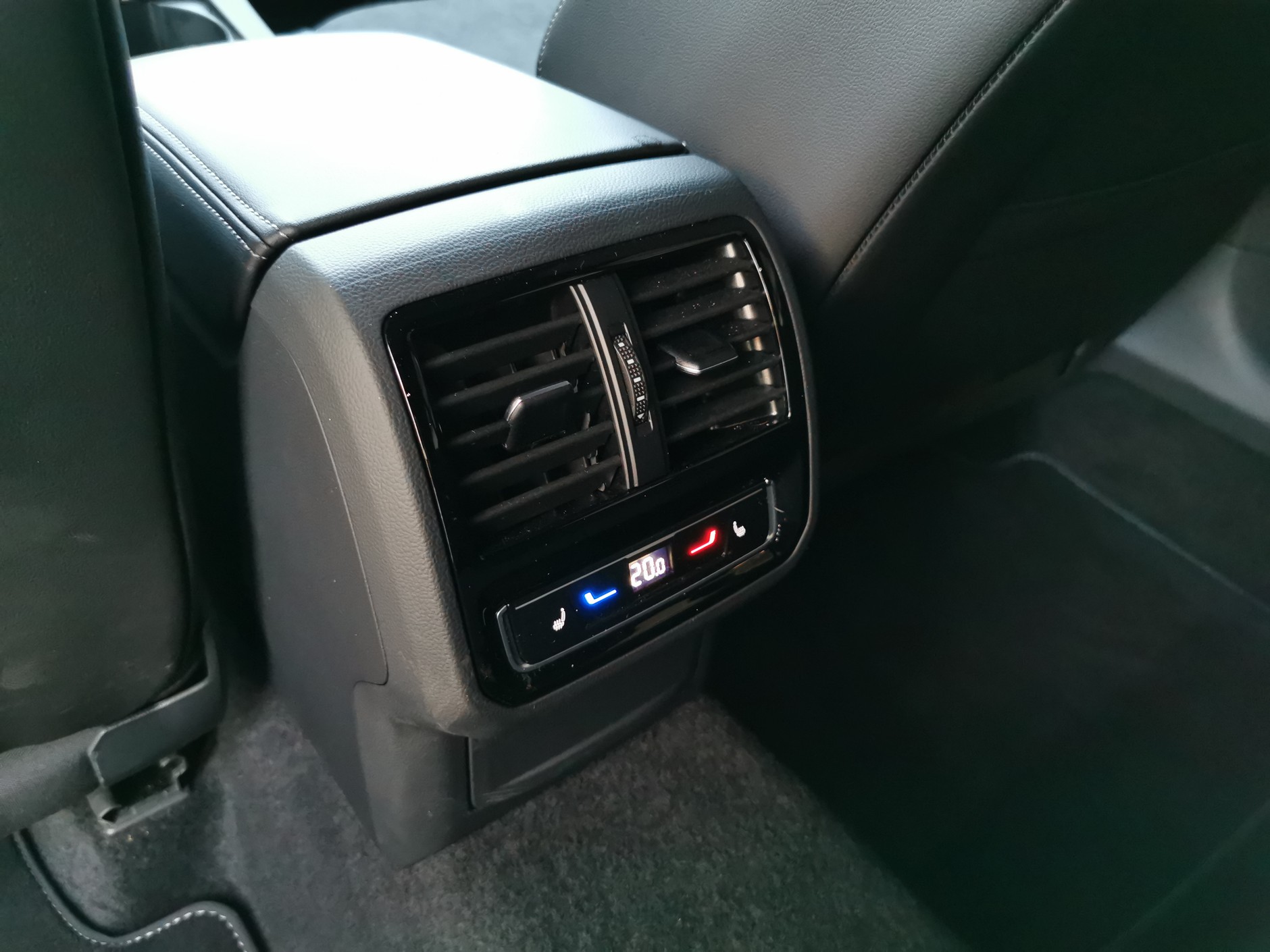 VW Arteon Shooting Brake