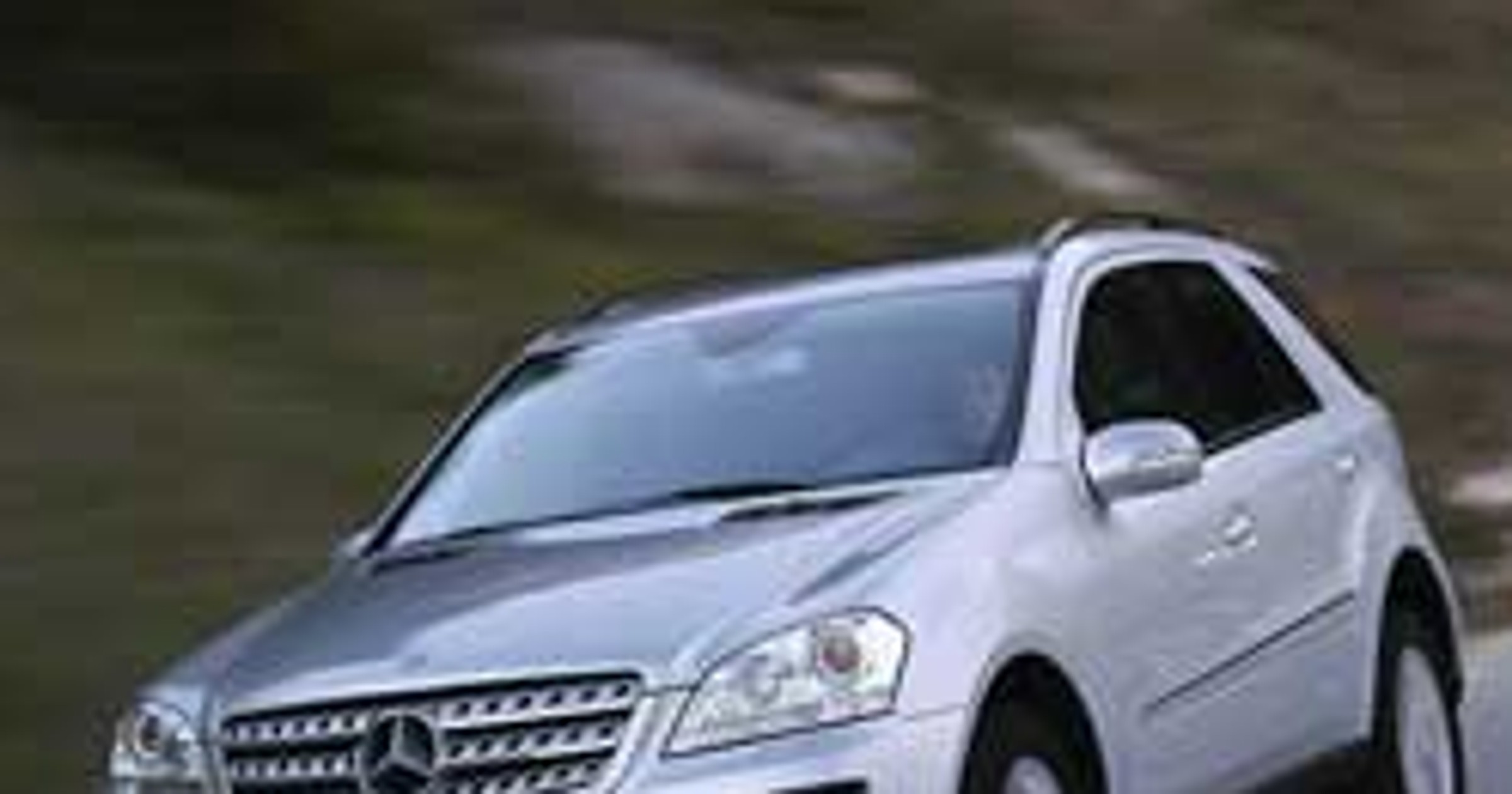 Mercedes-Benz ML 500 ma 285 kW